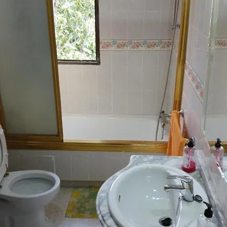 In Guest - Cuarto Privado Doble En